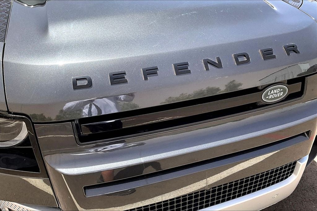 2024 Land Rover Defender 110 S