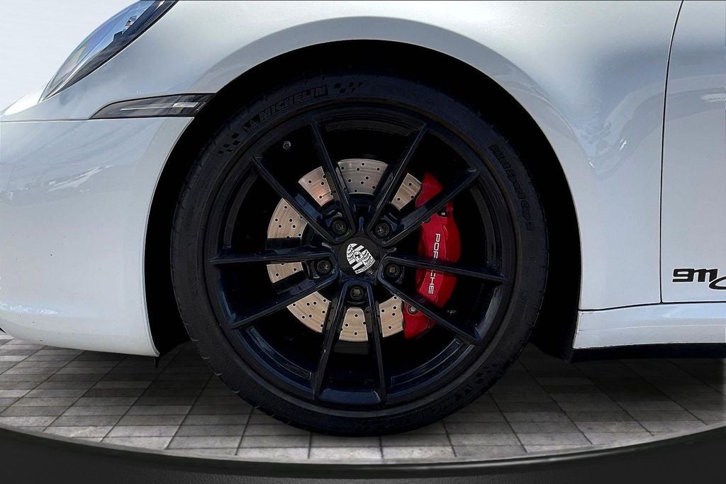 2020 Porsche 911 Carrera S