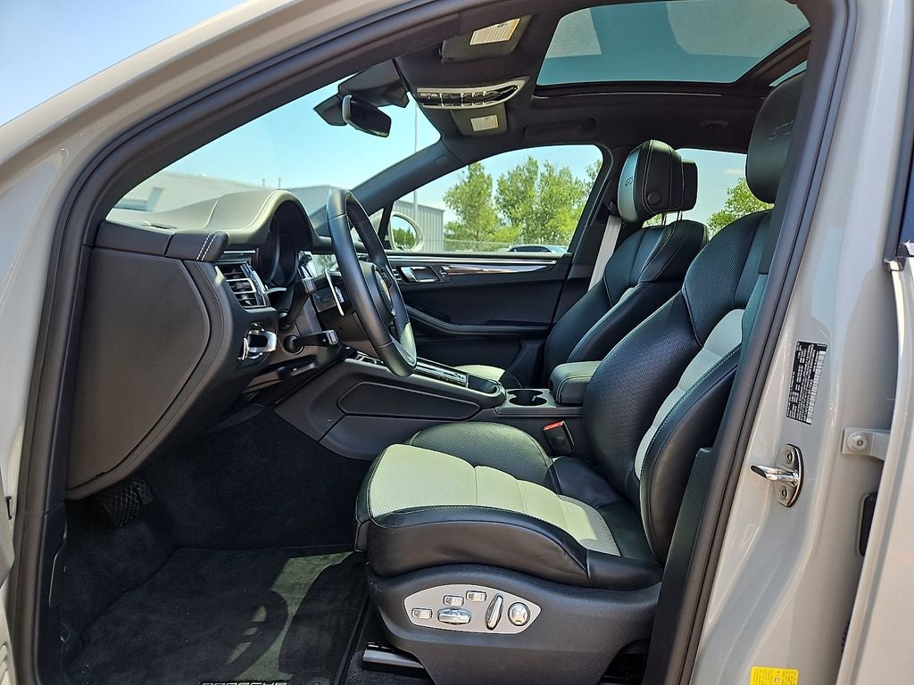 2023 Porsche Macan GTS