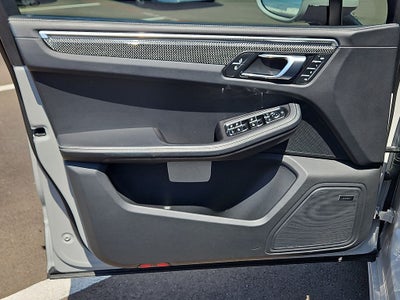 2023 Porsche Macan GTS