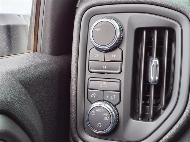 2024 GMC Sierra 2500HD Pro