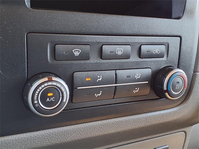 2021 Nissan NV Passenger SV