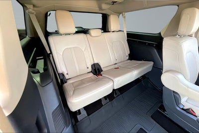 2023 Ford Expedition Max Platinum