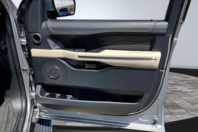2023 Ford Expedition Max Platinum