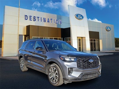 2025 Ford Explorer ST-Line