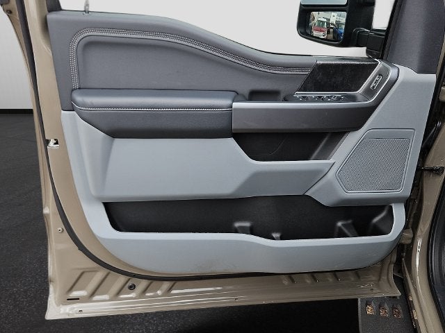 2027 Ford F-250SD XLT