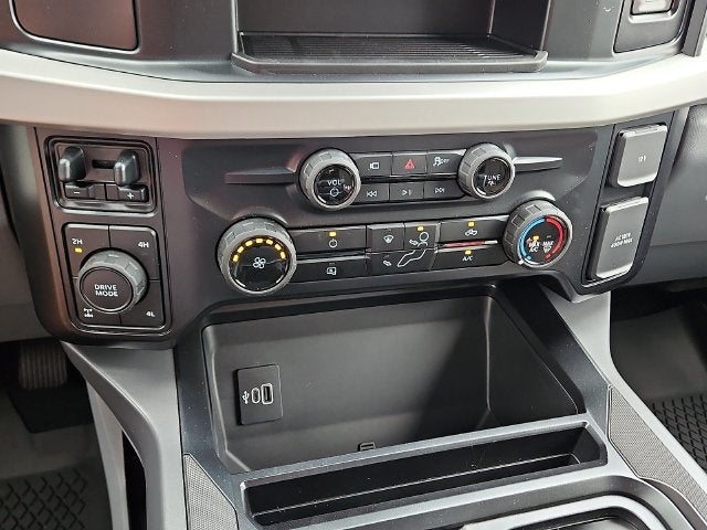 2027 Ford F-250SD XLT