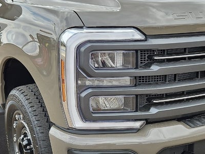 2027 Ford F-250SD XLT