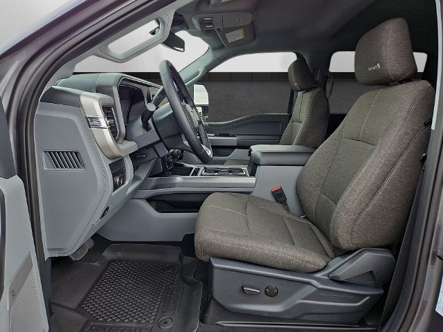 2027 Ford F-250SD XLT
