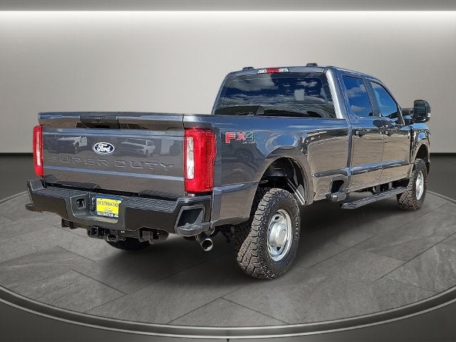 2027 Ford F-350SD XL