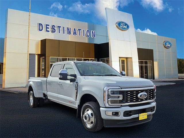 2026 Ford F-350SD Platinum DRW