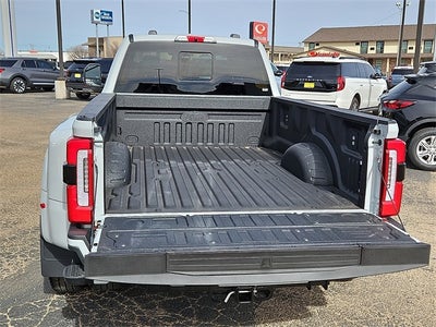 2026 Ford F-350SD Platinum DRW