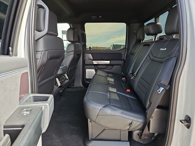 2026 Ford F-350SD Platinum DRW