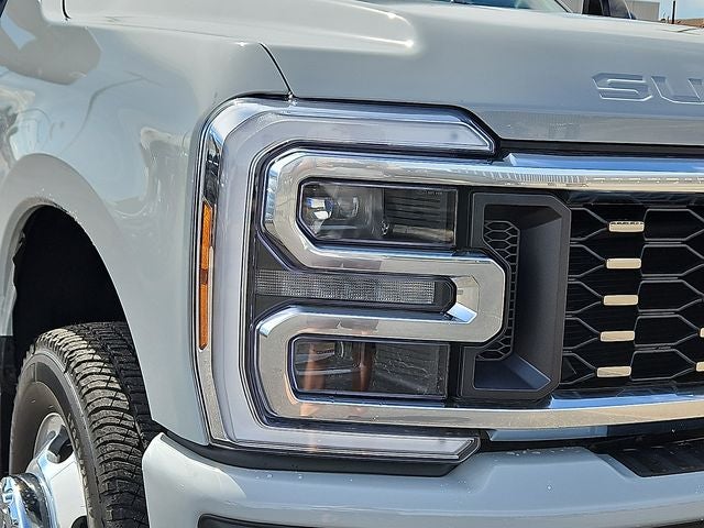 2026 Ford F-350SD Platinum DRW
