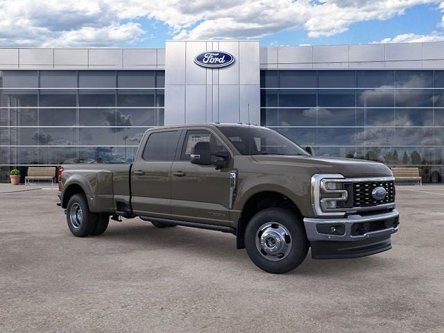 2026 Ford F-350SD Lariat DRW