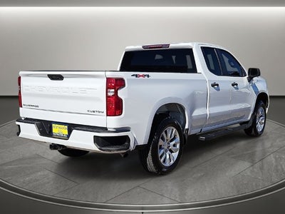 2023 Chevrolet Silverado 1500 Custom