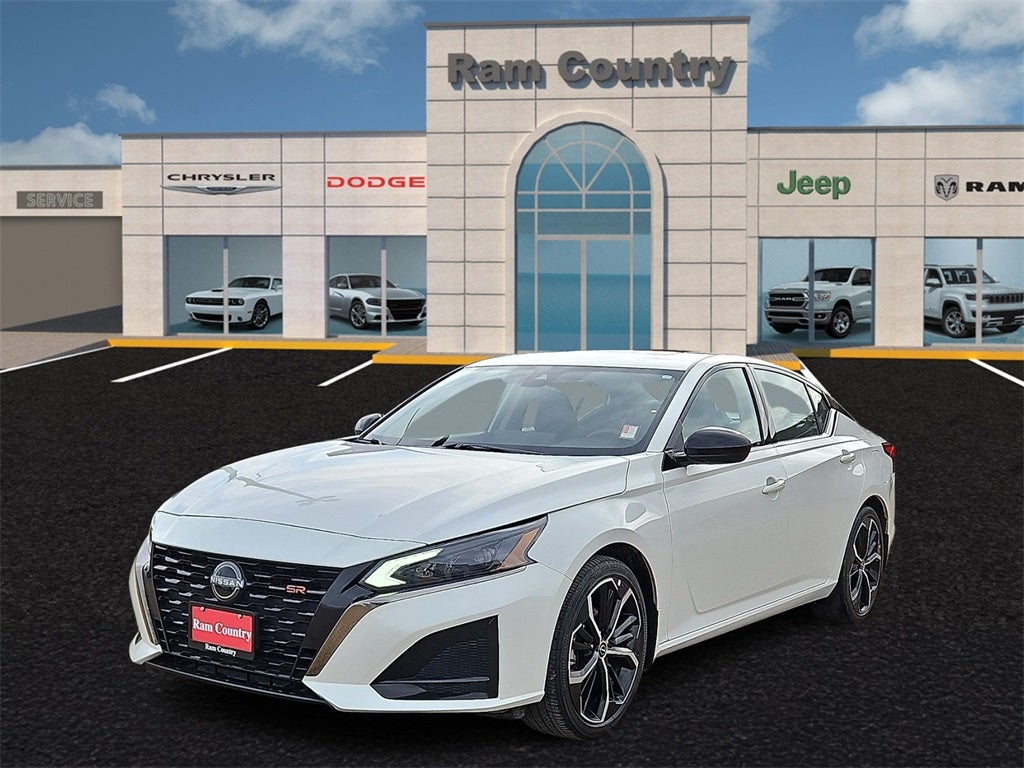 2024 Nissan Altima 2.5 SR