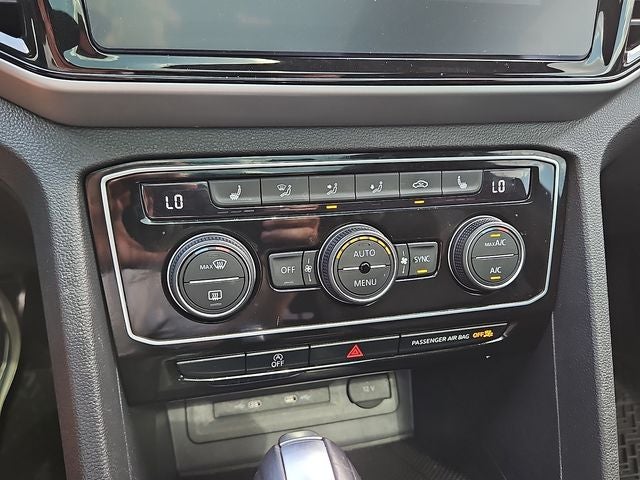 2023 Volkswagen Atlas Cross Sport 3.6L V6 SEL R-Line
