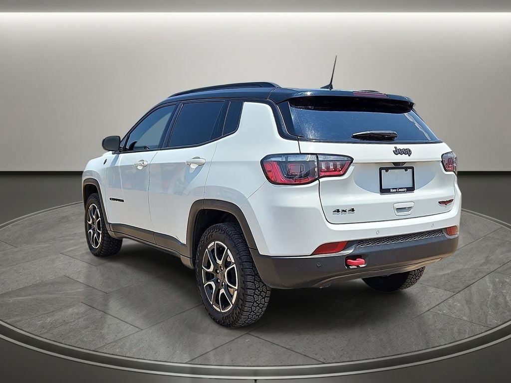 2025 Jeep Compass Trailhawk