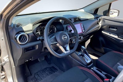 2025 Nissan Versa 1.6 SR