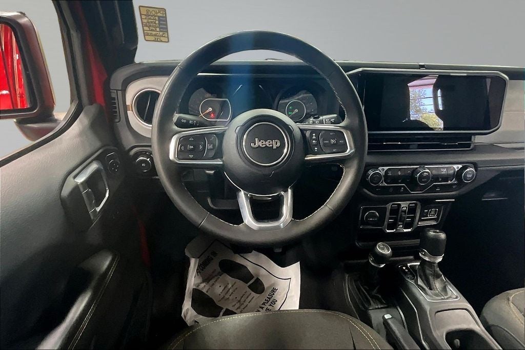 2025 Jeep Wrangler Sahara