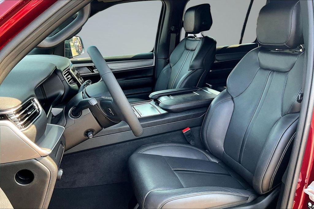 2026 Jeep Grand Wagoneer L Limited Altitude
