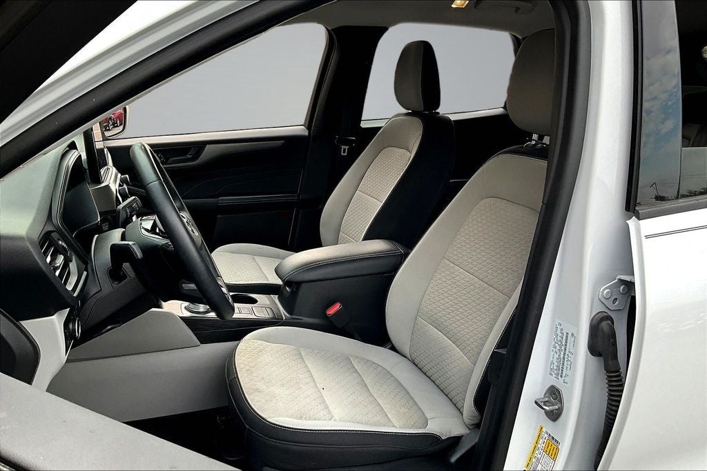 2023 Ford Escape Hybrid Active