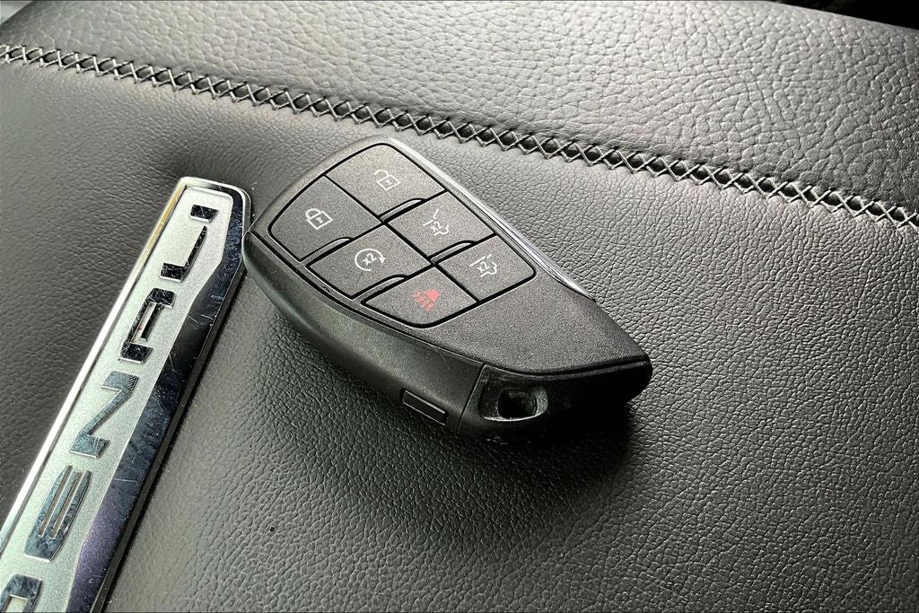 2025 GMC Yukon XL Denali