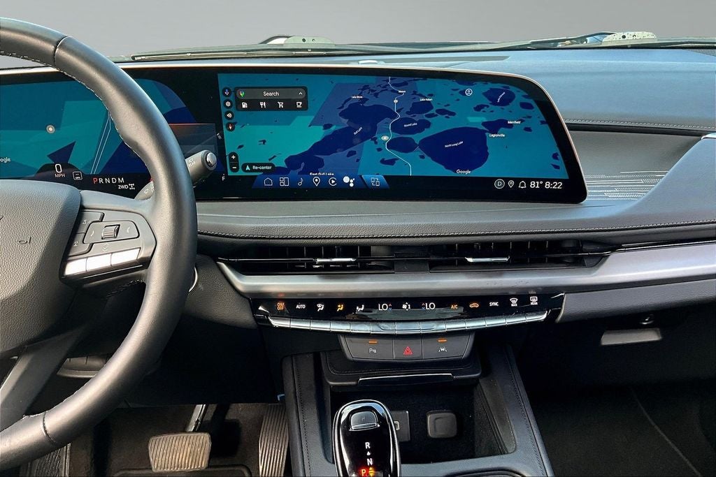 2025 Cadillac XT4 Premium Luxury