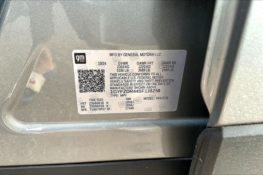 2025 Cadillac XT4 Premium Luxury