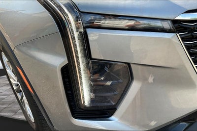 2025 Cadillac XT4 Premium Luxury