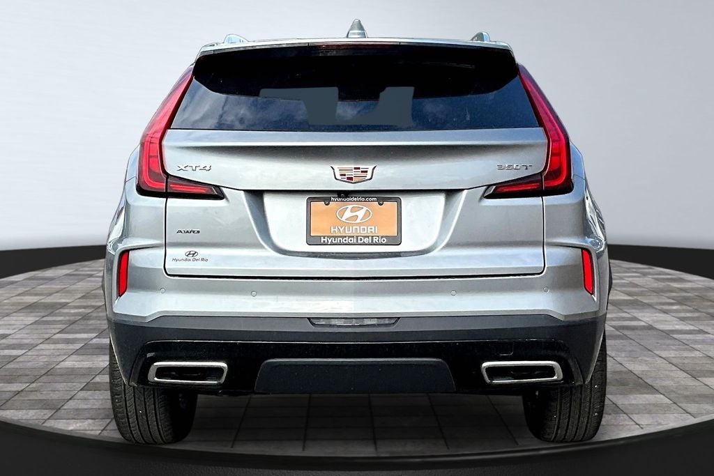 2025 Cadillac XT4 Premium Luxury