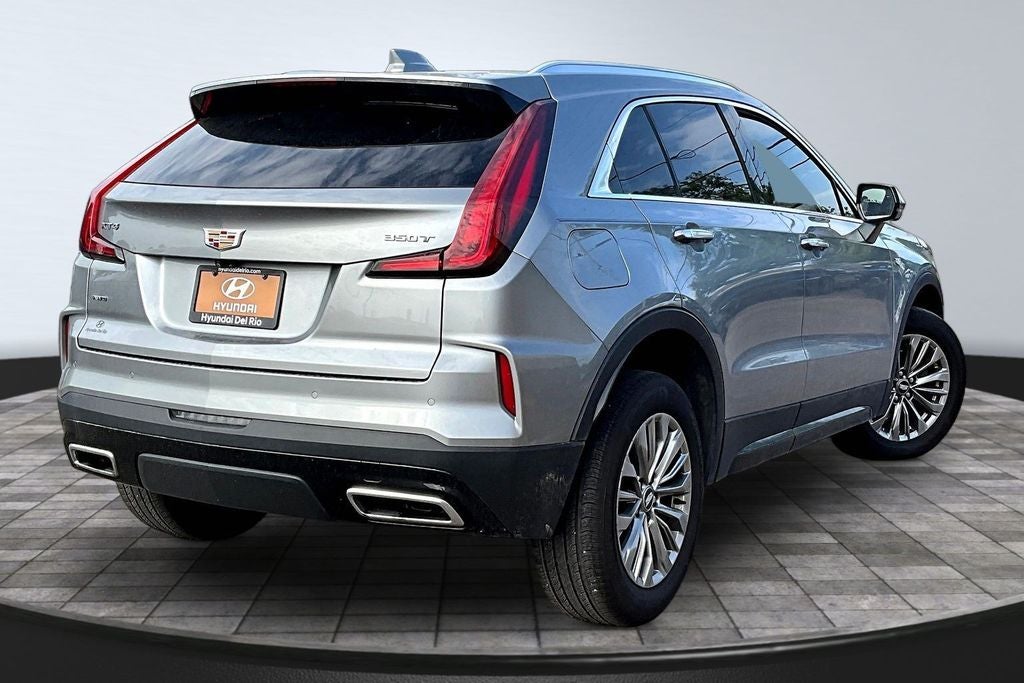2025 Cadillac XT4 Premium Luxury