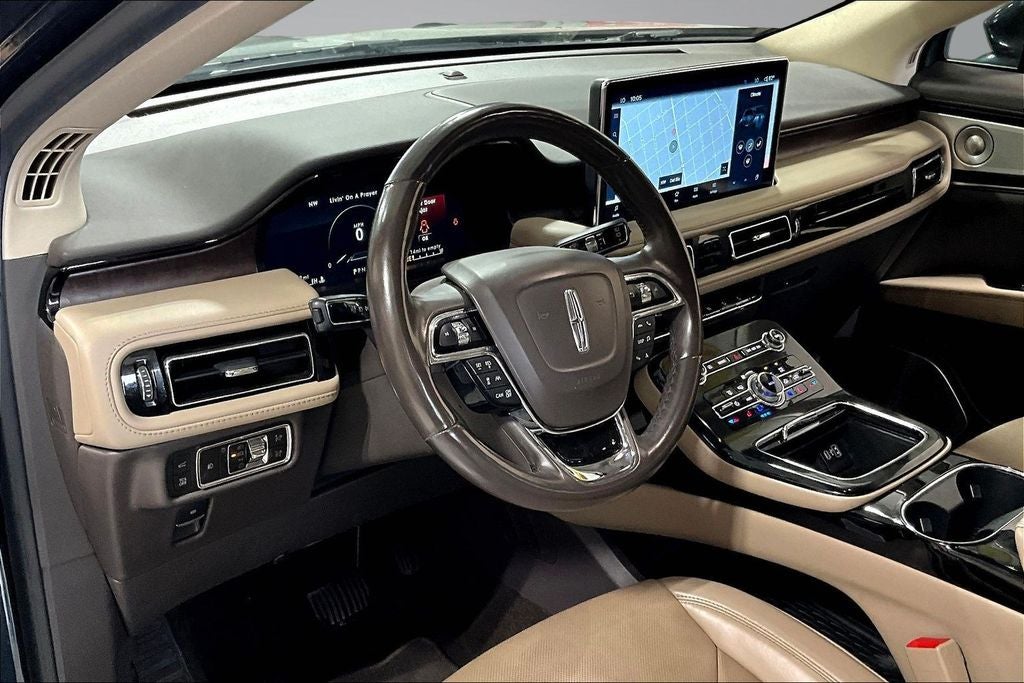 2022 Lincoln Nautilus Reserve