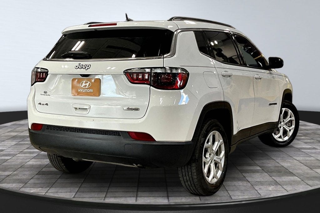 2024 Jeep Compass Latitude