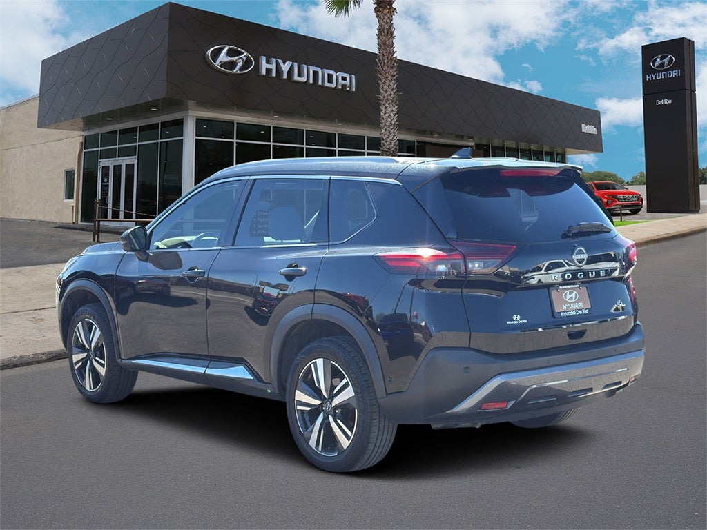 2023 Nissan Rogue SL