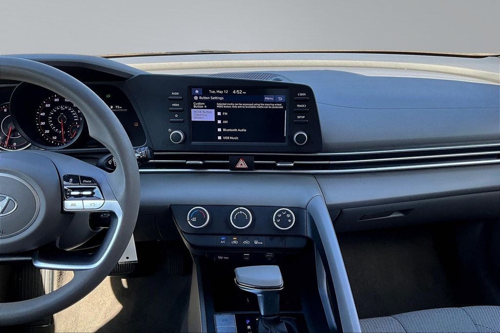 2021 Hyundai Elantra SE
