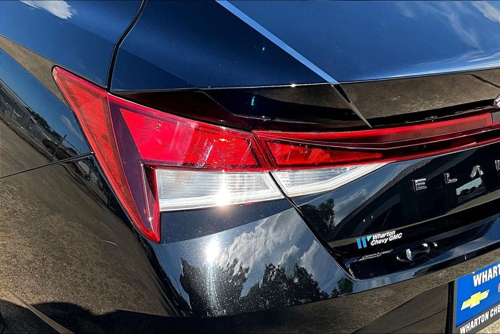 2021 Hyundai Elantra SE