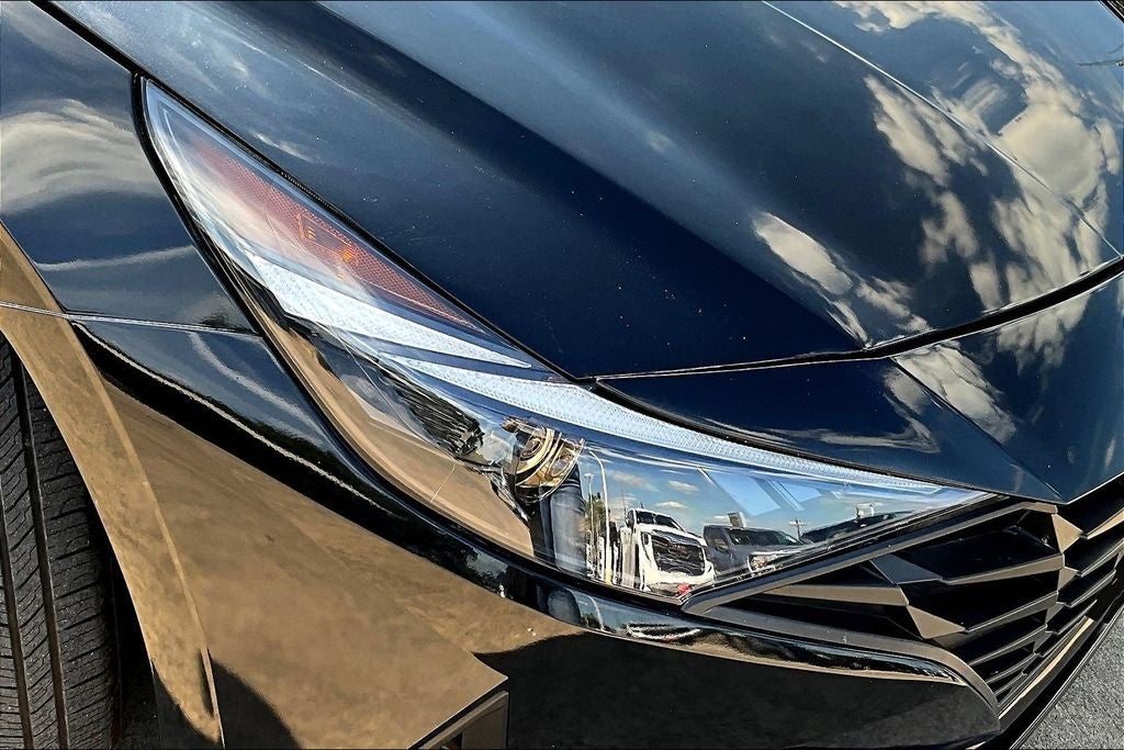 2021 Hyundai Elantra SE
