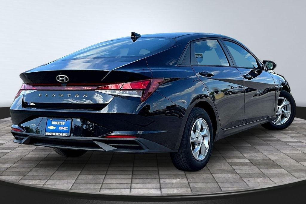 2021 Hyundai Elantra SE