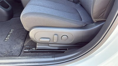 2025 Hyundai IONIQ 5 SE