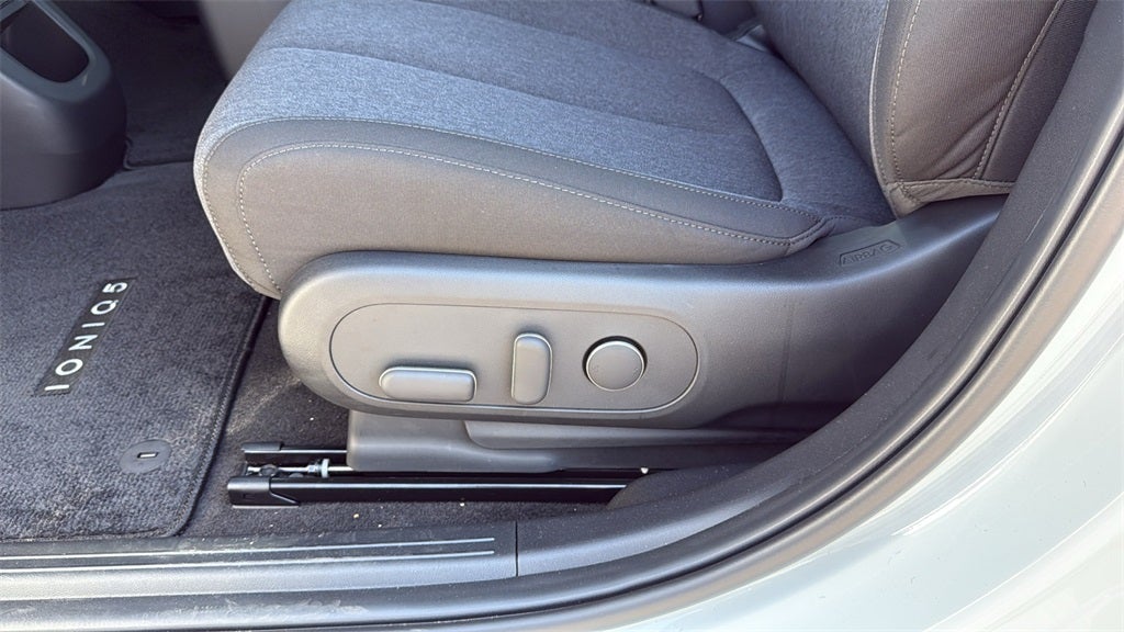 2025 Hyundai IONIQ 5 SE