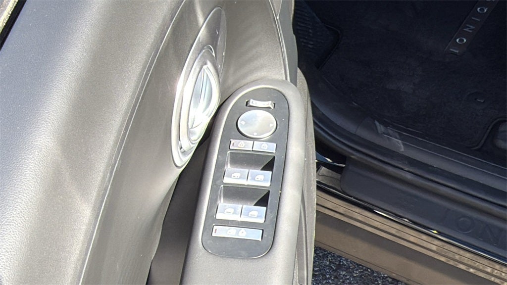 2026 Hyundai IONIQ 9 SE