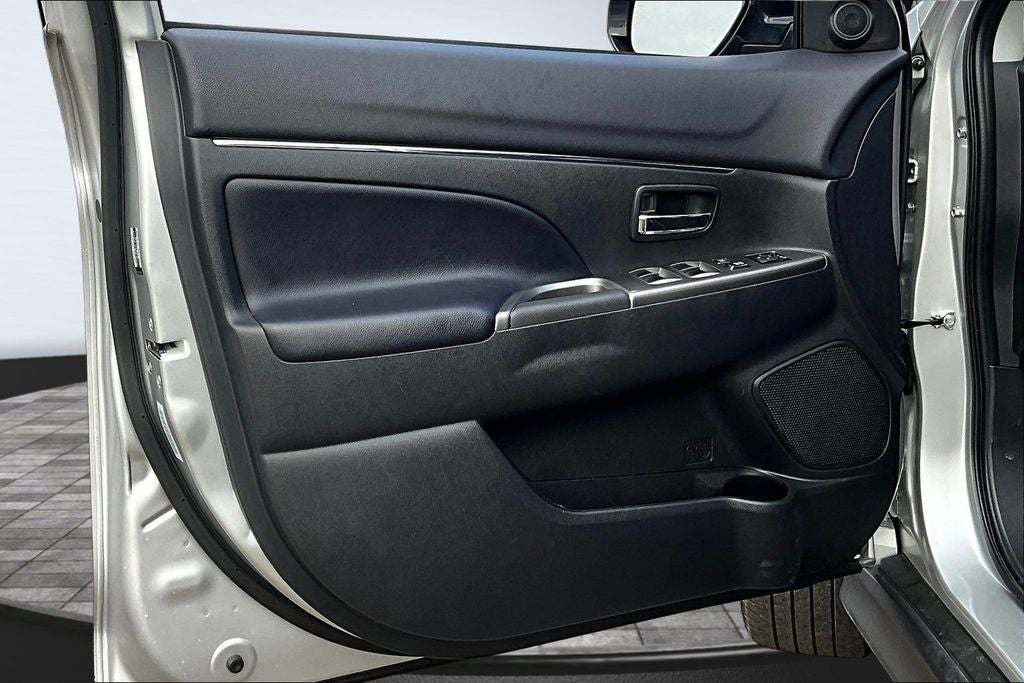 2025 Mitsubishi Outlander Sport 2.0 SE