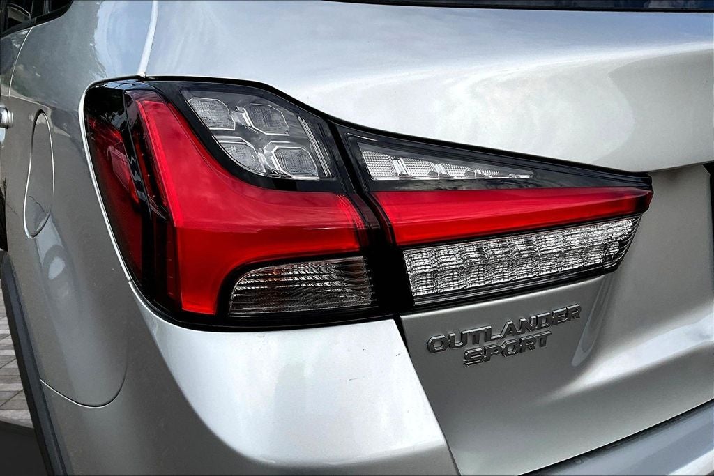 2025 Mitsubishi Outlander Sport 2.0 SE