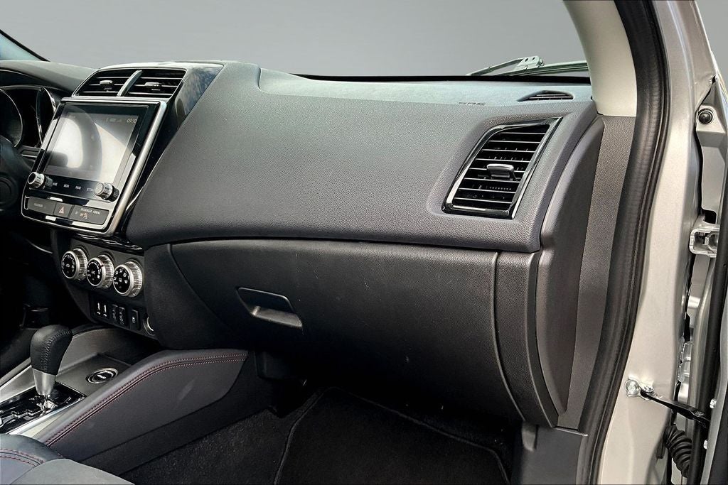 2025 Mitsubishi Outlander Sport 2.0 SE
