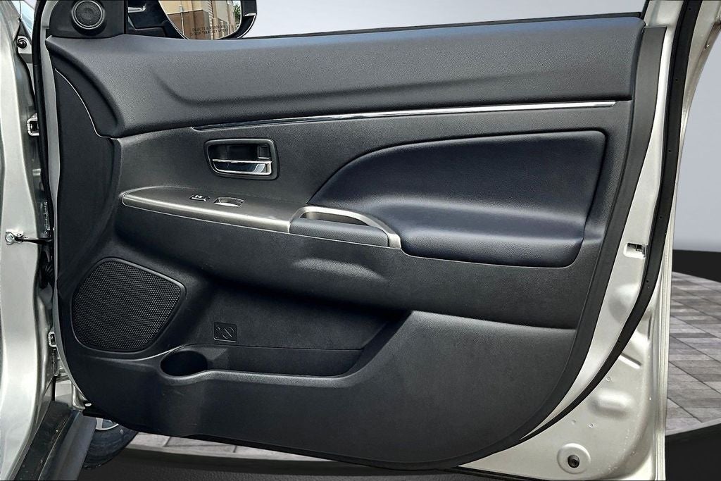 2025 Mitsubishi Outlander Sport 2.0 SE