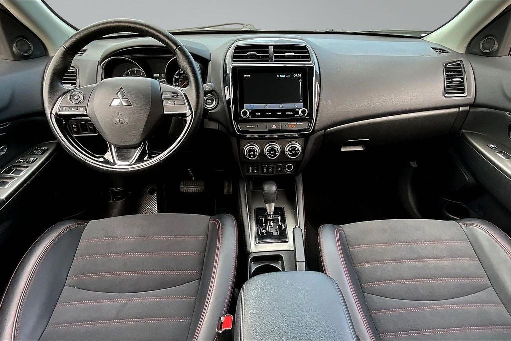 2025 Mitsubishi Outlander Sport 2.0 SE