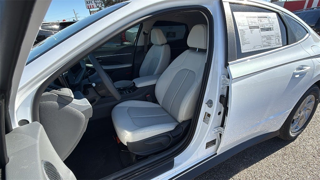 2026 Hyundai Sonata SE