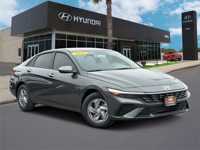 2026 Hyundai Elantra SE